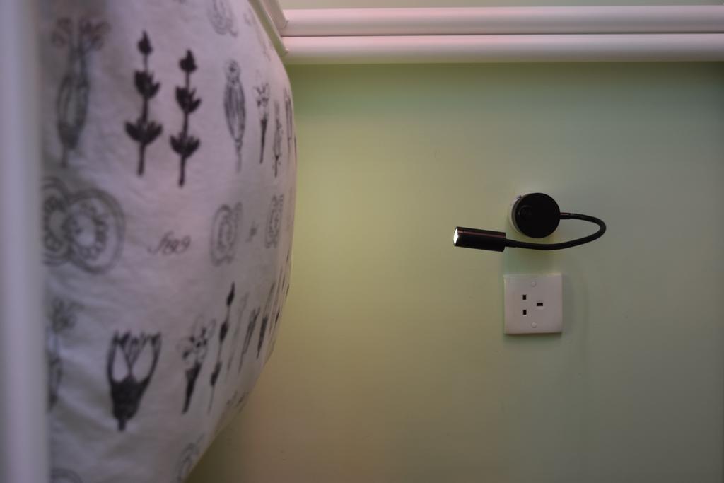 קוולון Ruby Hostel מראה חיצוני תמונה
